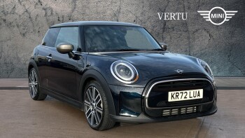 MINI Hatchback 1.5 Cooper Exclusive Premium 3dr Auto Petrol Hatchback